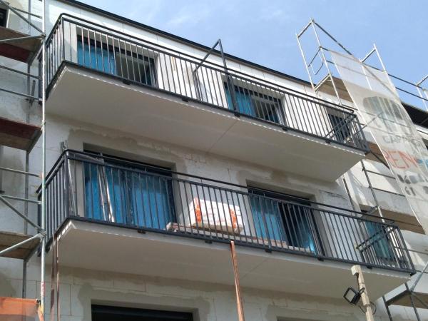 balkon-z-balustrada-02